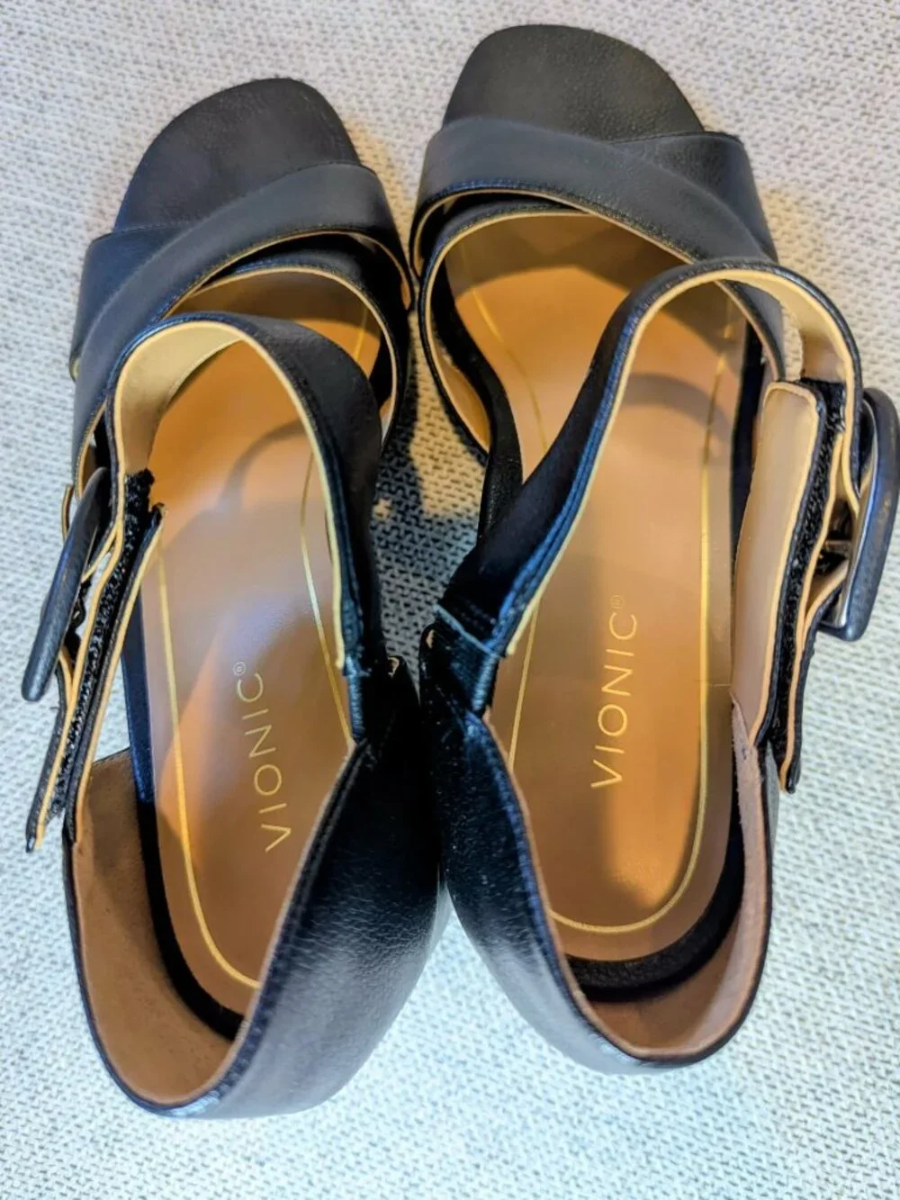 Vionic Black Block Heel Sandals Size 7